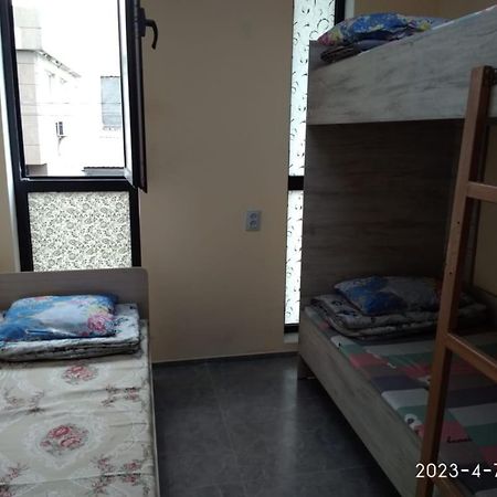 Tastaq Hostel Алматы Экстерьер фото
